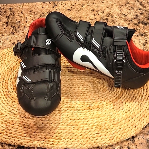 Peloton Shoes - Peloton riding shoes